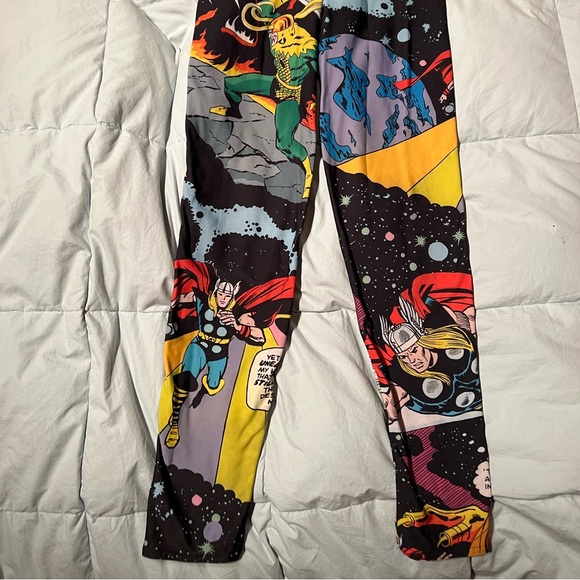 ULTRA RARE Black Milk Rainbow Bridge Thor Snuggle Suit Size Large Marvel - Picture 3 of 14